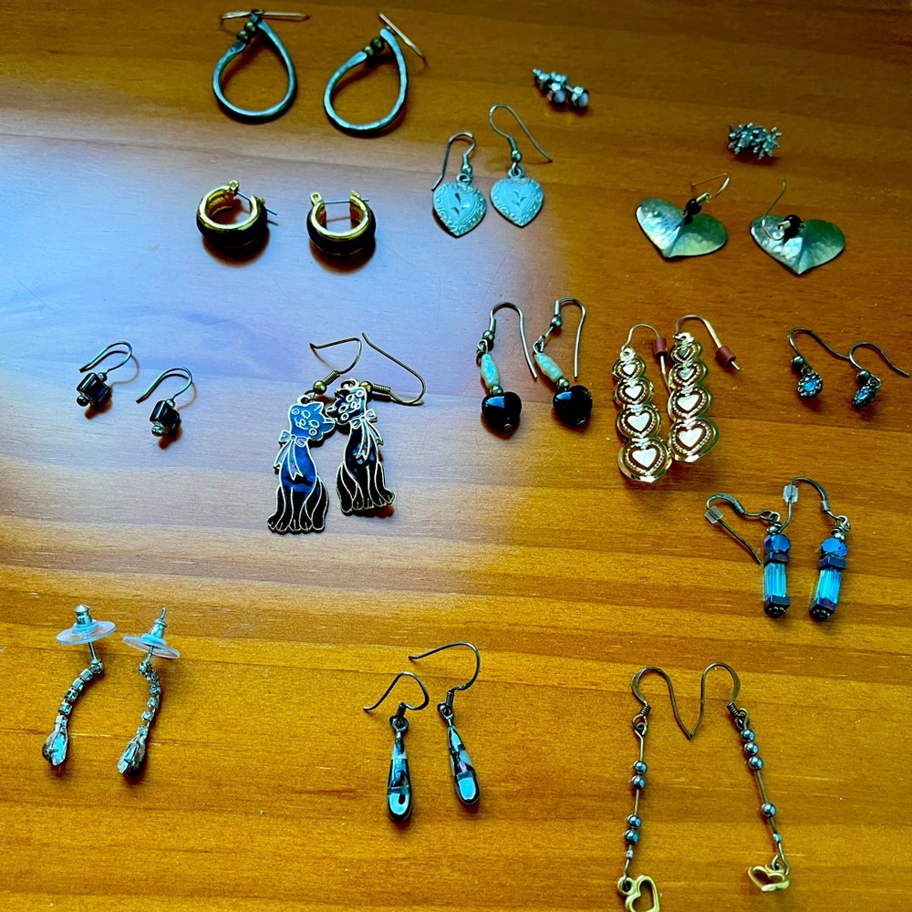 Earrings - 15 pair. Good quality costume jewelry.